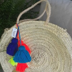 NWT Everything but water beach bag